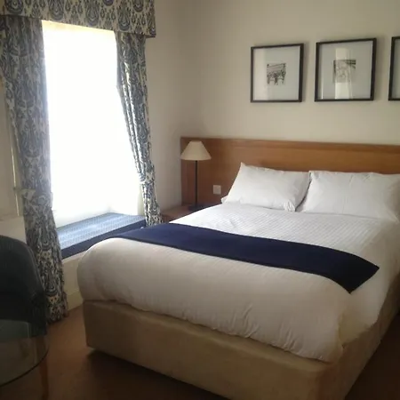 White Hart Otel St Austell