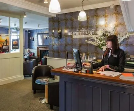 White Hart 3*